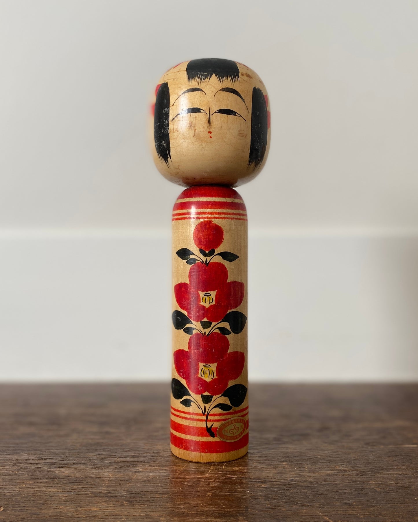 vintage Togatta kokeshi