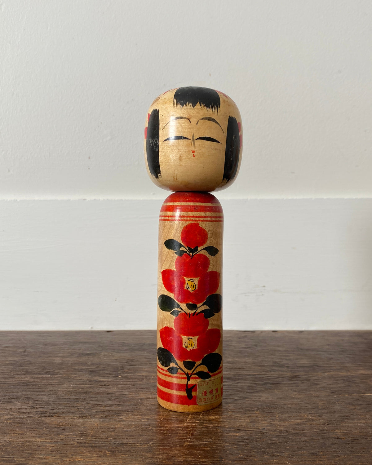 vintage Togatta kokeshi