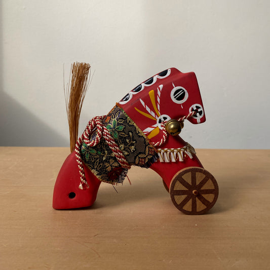 vintage japanese ceramic pull-toy horse