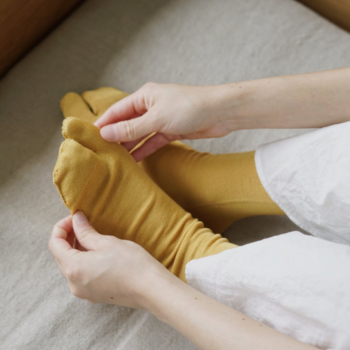 memeri : giza cotton tabi socks