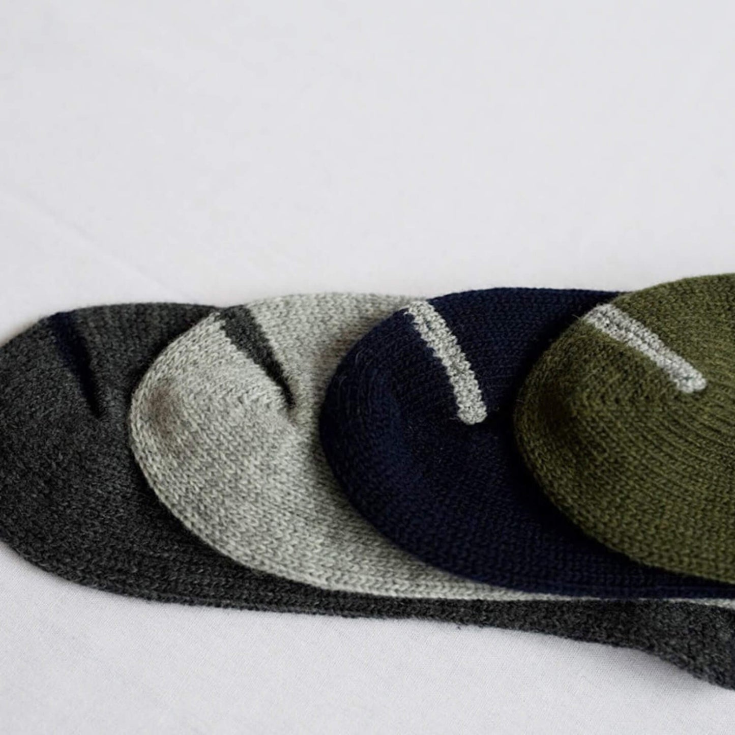 NISHIGUCHI KUTSUSHITA : praha wool ribbed sock