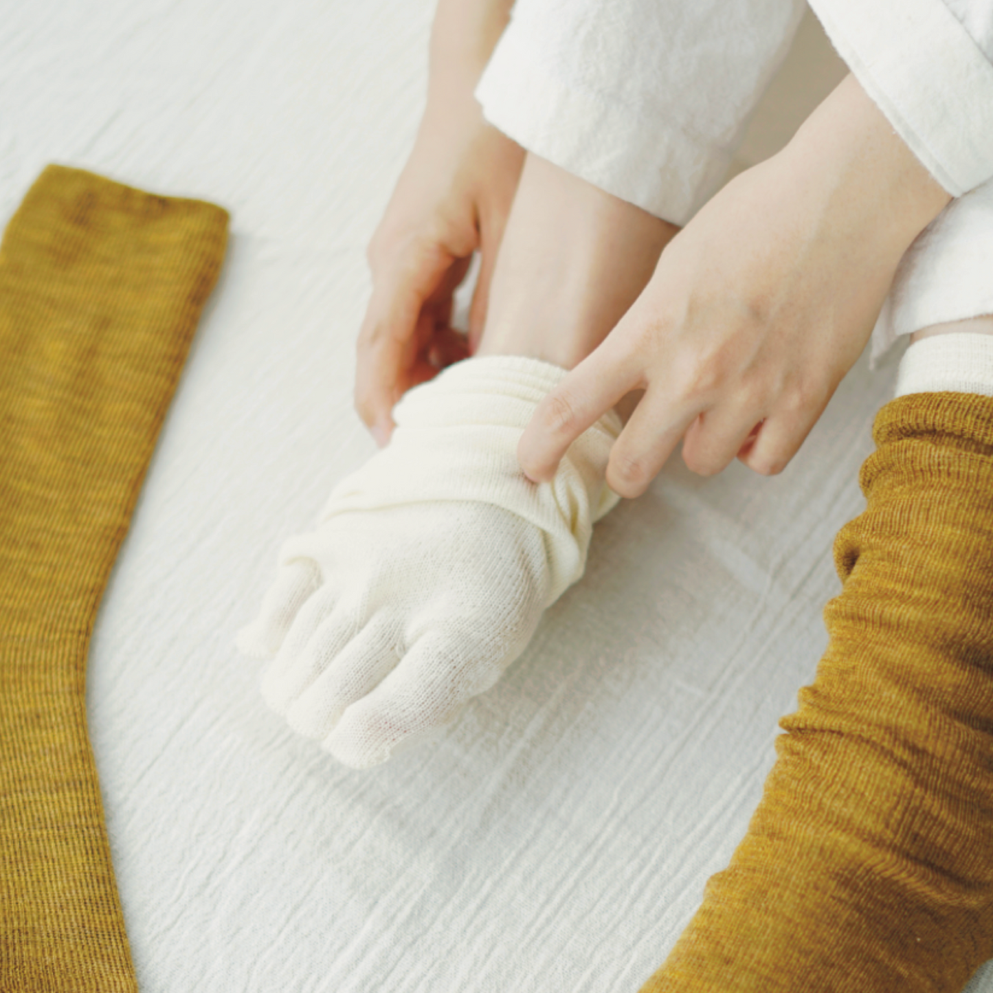 memeri : wool silk layered sock set
