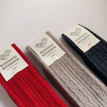 NISHIGUCHI KUTSUSHITA : praha alpaca wool cable sock