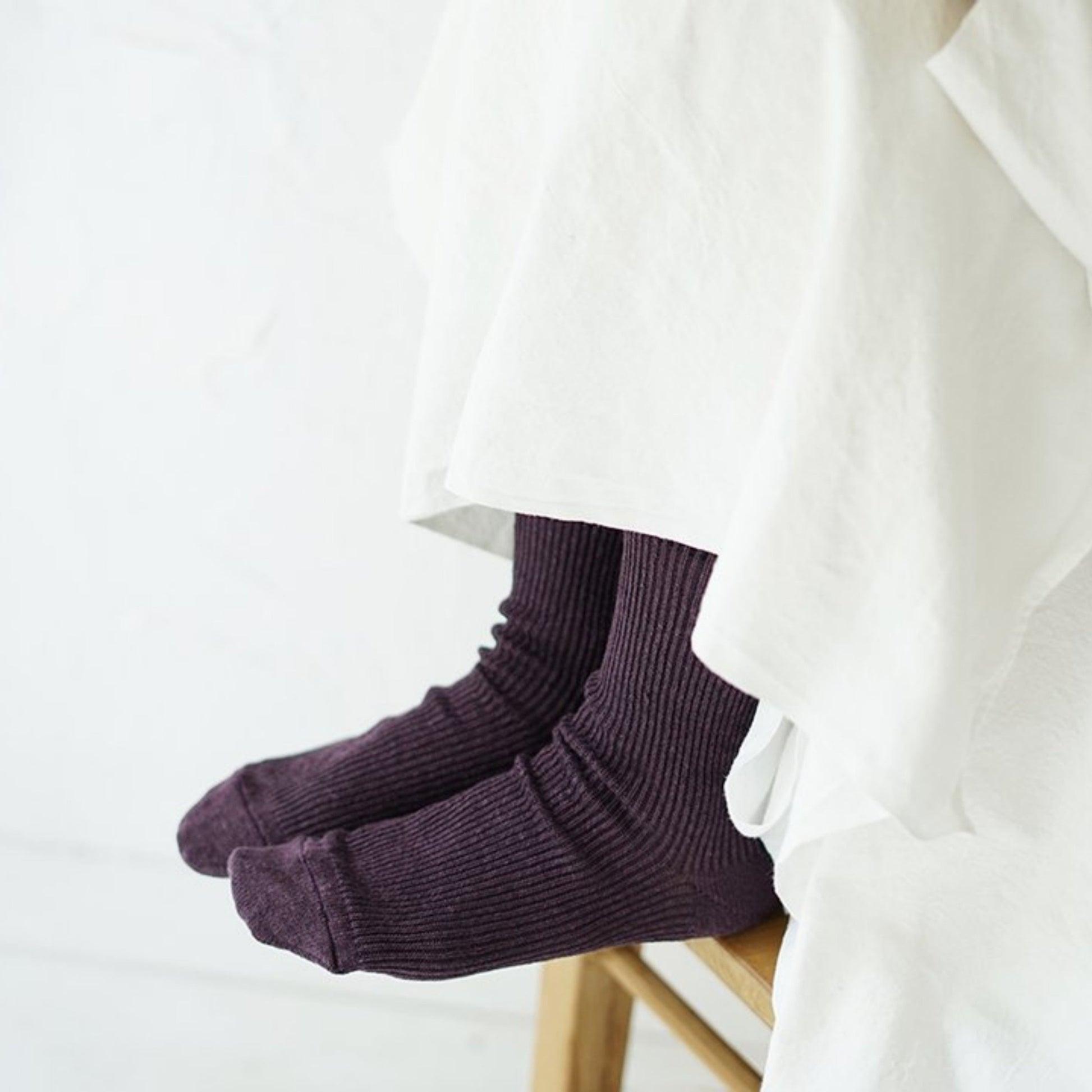 hakne : linen ribbed socks